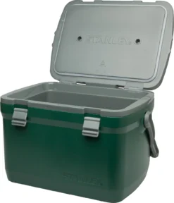 Koelbox Stanley The Easy Carry Outdoor Green 15,1L 12 Koelbox Stanley The Easy Carry Outdoor Green 15,1L -Buitenkampeer Winkel 2 Large JPG Adventure20Easy20Carry20Outdoor20Cooler2016QT20Green 2