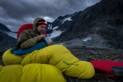 Slaapzak Thermarest Parsec 0F/-18C Regular Larch -Buitenkampeer Winkel 2022 summer climbing norway aasens 0179 1