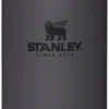 Thermosfles Stanley The Legendary Classic Bottle Charcoal 0,75L 2 Thermosfles Stanley The Legendary Classic Bottle Charcoal 0,75L -Buitenkampeer Winkel 345x1200 1