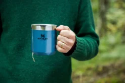 Thermosbeker Stanley The Legendary Camp Mug Hammertone Lake 0,35L 13 Thermosbeker Stanley The Legendary Camp Mug Hammertone Lake 0,35L -Buitenkampeer Winkel 5 1200x800 9