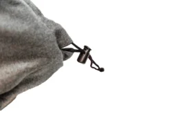 Slaapzak Grüezi Feater The Feet Heater Deluxe Grey Black 9 Slaapzak Grüezi Feater The Feet Heater Deluxe Grey Black -Buitenkampeer Winkel gruezi bag heizdecke feater the feet heater deluxe 3060 detail03